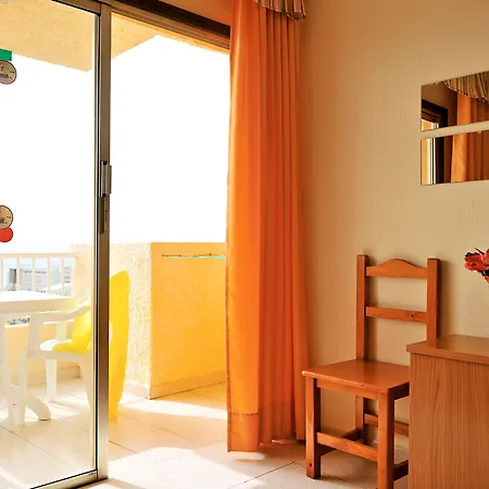 Hotel apartamentowy Servatur Caribe Playa de las Americas (Tenerife)