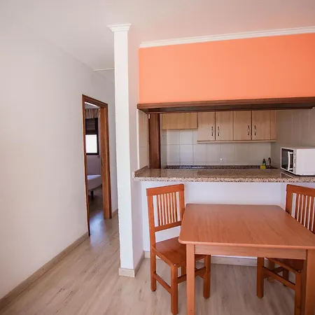 Hotel apartamentowy Servatur Caribe Playa de las Americas (Tenerife)