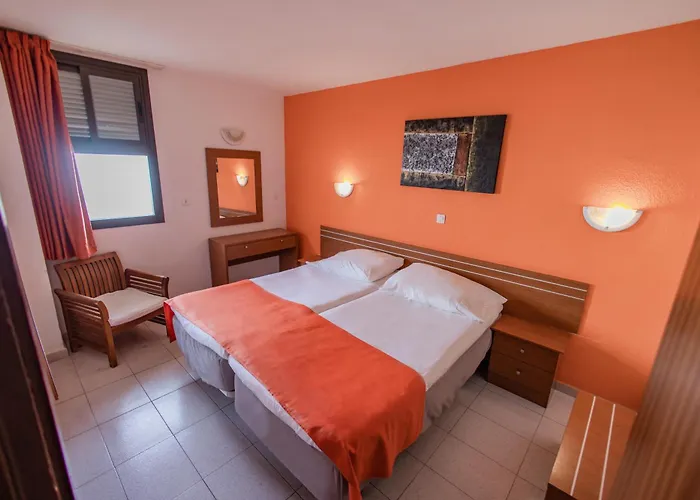 Servatur Caribe Aparthotel Playa de las Américas