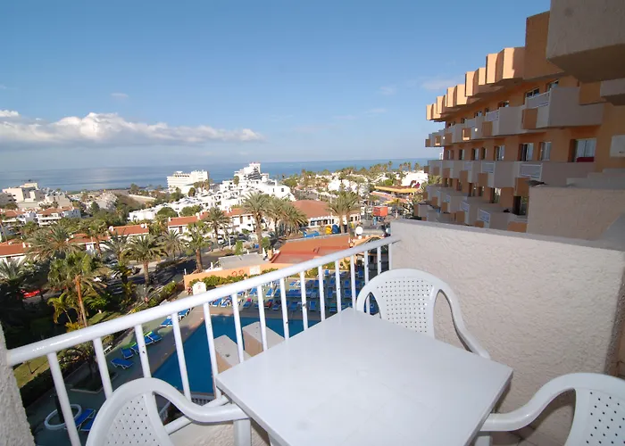 Servatur Caribe Aparthotel Playa de las Américas