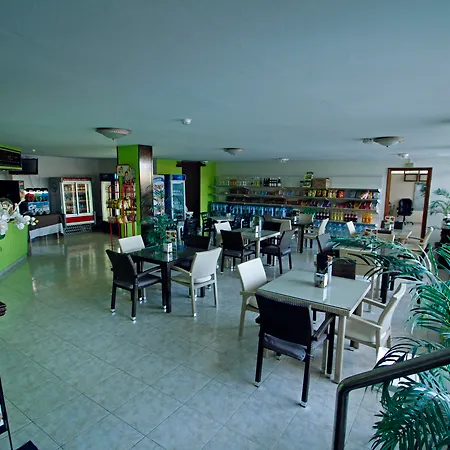 Servatur Caribe 3* Playa de las Americas (Tenerife)