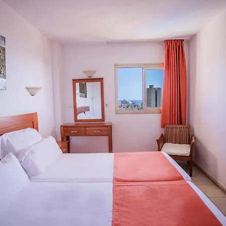 Servatur Caribe Aparthotel Playa de las Americas (Tenerife)