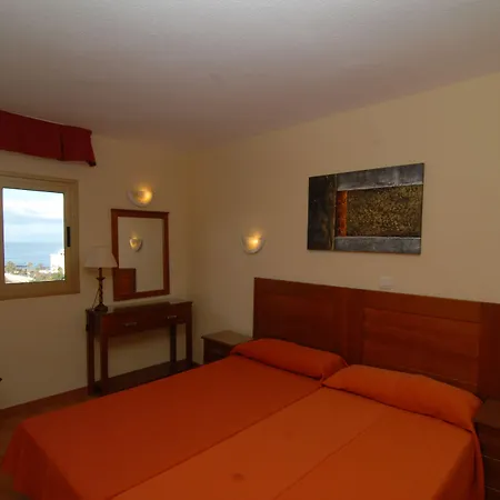 Servatur Caribe 3* Playa de las Americas (Tenerife)