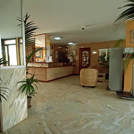 Lägenhetshotell Servatur Caribe 3*